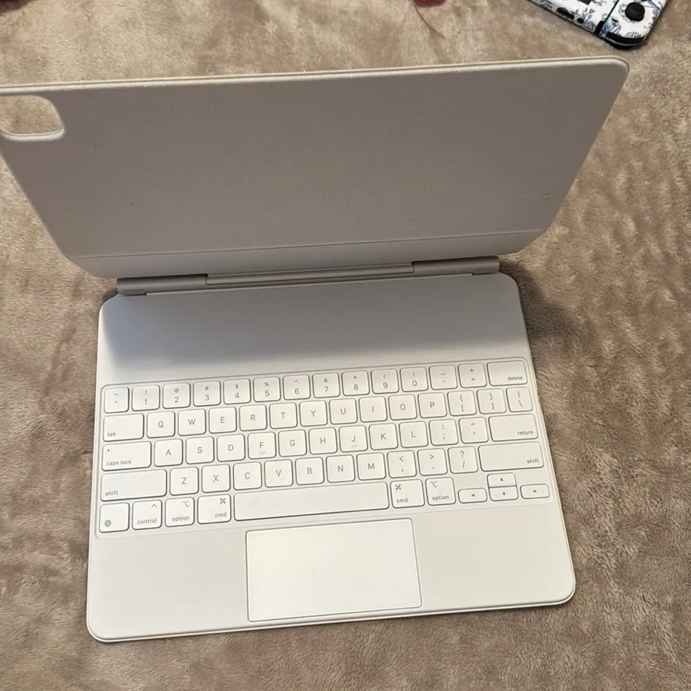 Apple ipad keyboard